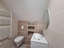 Premium Holiday Home Close to the Coast
