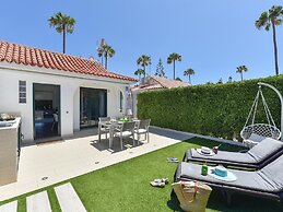 Central Bungalow With Communal Pool in Maspalomas