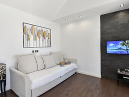 Central Bungalow With Communal Pool in Maspalomas