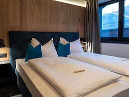 The Village - Chalet Stone House