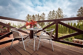 Large Holiday Villa in the Countryside in Belczna