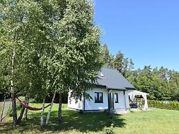 Cottage in a Quiet Location, Slajszewo