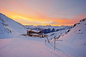 Spacious Flat Fugenerhof