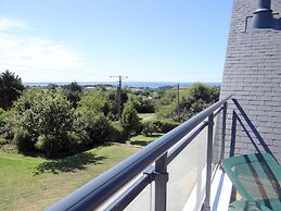 Holiday Home With sea Views, St. Nic