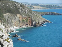 Holiday Home With sea Views, St. Nic