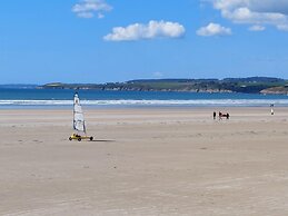 Holiday Home With sea Views, St. Nic