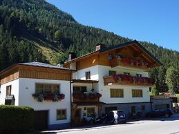 Apartment House Sylvia, Flachau