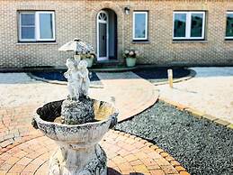 Modern Loft With 2 Bedrooms Near Sint Truiden