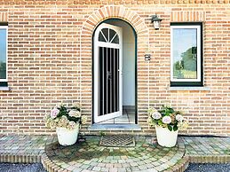 Modern Loft With 2 Bedrooms Near Sint Truiden