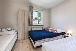 Apartment in Leba With Parking Space