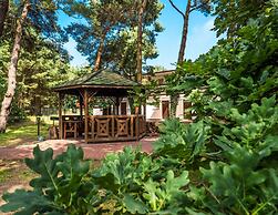 Cozy Holiday Cottages Close to the Beach, Lazy