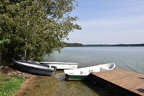 Holiday Home Near the Lake in Parchowo
