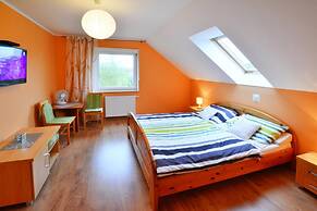 Holiday Apartment, Korzystno Near Kolobrzeg