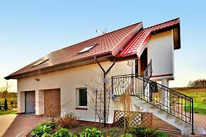 Holiday Apartment, Korzystno Near Kolobrzeg