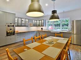 Huge Apartment, Sauna, Rowing Boat Included