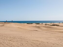 Central Bungalow With Pool