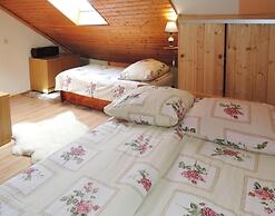 Semi-detached House in Wiselka