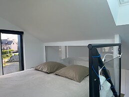 Studio With Terrace and Superb sea View