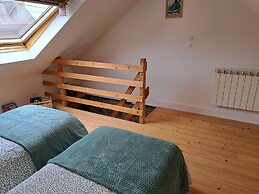 Comfortable Cottage Close to the Beach, Portsall, 2 Canoes
