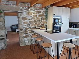 Comfortable Cottage Close to the Beach, Portsall, 2 Canoes