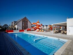 Apartment With a Pool, Attractions for Children