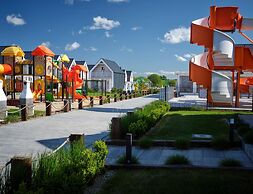 Apartment With a Pool, Attractions for Children