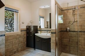 Nautic Resort San Carlo With Lake View