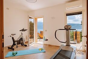 Nautic Resort San Carlo With Lake View