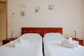 Nautic Resort San Carlo With Lake View