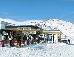 Spacious Chalet in Hochkrimml With Balcony