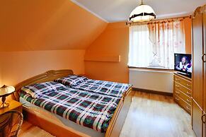Holiday Home by the Lake, Ostrowiec Slawienski