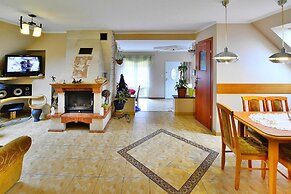 Holiday Home by the Lake, Ostrowiec Slawienski