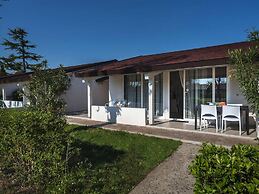 Bungalow in Caorle With Garden Furniture