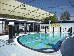 Bungalow in Caorle With Garden Furniture