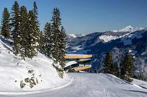 Apartment in Kaltenbach at the ski Slope