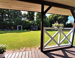 Luxurious Holiday Homes With Terrace