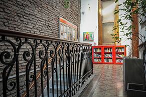 Via Via BsAs GuestHouse 324