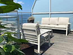 Penthouse for 6 People With sea View