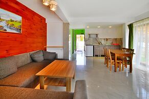 Holiday House With Private Garden, Sarbinowo