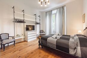 Silvy & Paul apartment by MMega