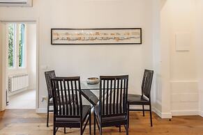 Silvy & Paul apartment by MMega