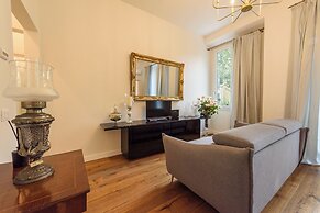 Silvy & Paul apartment by MMega