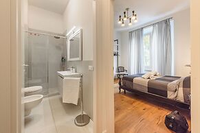 Silvy & Paul apartment by MMega