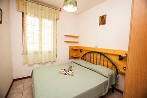 Quiet Little Villa by the Seaside in Rosolina Mare