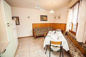 Quiet Little Villa by the Seaside in Rosolina Mare