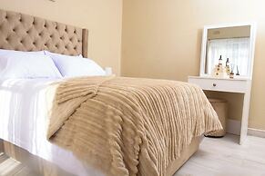 Gorgeous City Apartment in Harare Avenues, cbd