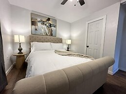 2br-newly Renovated Full Kitchen-3 Mins Asia Dist