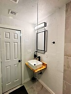 2br-newly Renovated Full Kitchen-3 Mins Asia Dist