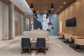 Holiday Inn Express Montreal Airport - St-Laurent by IHG