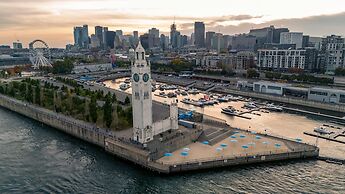 Holiday Inn Express Montreal Airport - St-Laurent by IHG